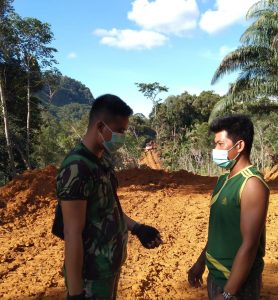 Kegembiraan Masyarakat Tentang Kegiatan Pembuatan Jalan TMMD ke 110 kodim 1206/PSB