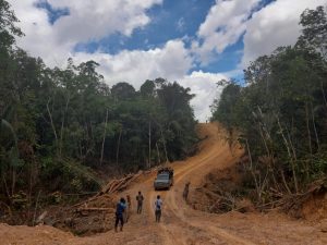 TMMD Ke-110 Kisah Menarik Menaklukan Jalan Membuka Jalan