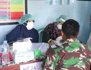 Jaga Kondisi Kesehatan Hingga Akhir TMMD, Kodim 1206/Psb Periksa Kesehatan Anggotanya