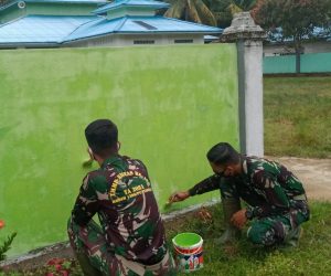 Bakti Sosial, Satgas TMMD 110 Kodim 1206/PSB Pengecatan Masjid Al-Ikhlas Dusun Tintin Kemantan