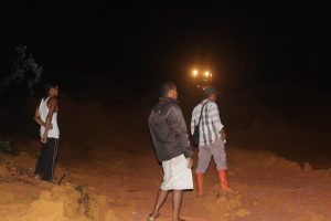 Warga Juga Antusias Ikuti Lembur Jalan TMMD Ke 110 Kodim 1206/PSB