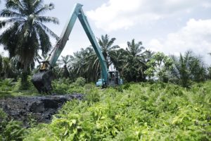 Langkah Nyata Pemkab Asahan Atasi Banjir, Dinas PUPR Normalisasi Saluran Air