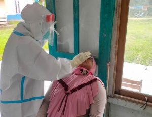 9 Warga Terkonfirmasi Covid-19, Dusun Mengkiang Kabupaten Sanggau Lockdown