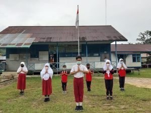 Lakukan “Salam Perpisahan” Dengan Anak-Anak SD