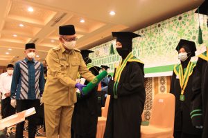 Gubernur Kalbar Mewisuda 58 Hafiz dan Hafizah