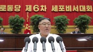 Kim Jong-un Serukan “Pawai Berat” Korut untuk Hidupkan Lagi Perekonomian