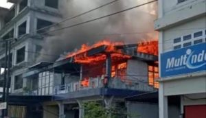 Sijago Merah Lahap Tiga Ruko di Singkawang, Telan Dua Korban