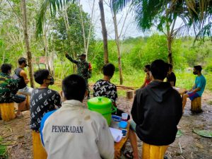 Bakar Semangat Kordinator  TMMD 110 Putussibau Wisata Urban Dalam Digital Corner