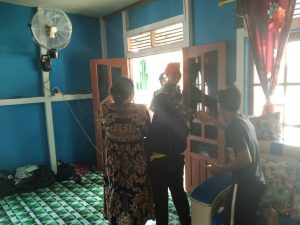 Kesedihan Warga Melihat Kepergian Satgas TMMD Kodim 1206/PSB