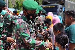 Terlalu Indah Untuk Dilupakan Perpisahan Satgas TMMD Kodim 1206/PSB Dengan Warga