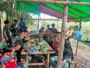 Kerinduan  Warga  Satgas  TMMD 110  Putussibau   Harap Kembali