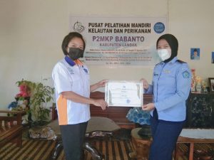 Teresa Dewi Pandawa, Siswa SUPM Negeri  Pontianak Ini PKL di P2MKP Babanto Landak