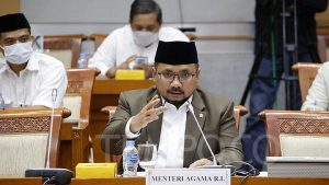 Menag Sebut Syarat Umrah Harus Disuntik Vaksin Covid-19 Tersertifikasi WHO