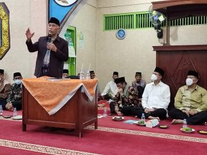 Kunjungan Safari Ramadan Masjid Raya Taluk, Mahyeldi Berharap Masyarakat Juga Berpartisipasi Dalam Pembangunan