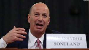 Saksi Penting Pemakzulan Tuntut Pompeo Tanggung Biaya Perkara $1,8 Juta