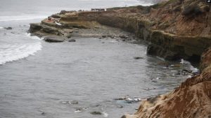 Kapal Terbalik di San Diego, 2 Tewas dan 23 Luka-luka