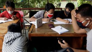 Dialog Anak dan Kemendikbud-Ristek: PR yang Bertumpuk Bebani Siswa