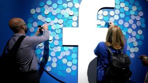 Facebook Hadapi Kemungkinan Larangan Eropa soal Transfer Data Antarbenua