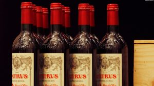 Minuman Anggur yang Dibawa ke Luar Angkasa Terjual Rp 14 Miliar