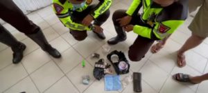 Bawa Sabu, Pengendara Panik Saat Diberhentikan Satlantas Polres Singkawang