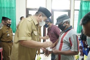 Wakil Bupati Asahan Salurkan Bantuan Beras Kepada Kaum Dhuafa di Kecamatan Kota Kisaran Barat