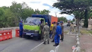Penyekatan Mudik di Kayangan Lombok Timur, Puluhan Warga Putar Arah
