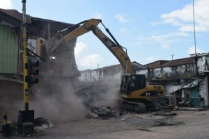 Bangun Ruang Terbuka Publik 48 Ruko Dibongkar Pemda Lombok Timur