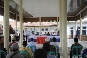 Bupati Way Kanan, Hadiri Deklarasi Damai Pilkam Serentak 2021
