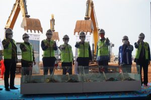 Diawali Peletakan Batu Pertama, Pabrik Kaca Terbesar Mulai Dibangun di Batang,Jateng