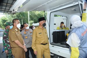Sumbar Miliki 12 Mobil Swab PCR Penanganan Covid-19