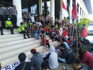 Tolak Formasi PPPK Guru Agama, Cipayung Plus Bersama Masyarakat Kalbar Gelar Aksi Damai