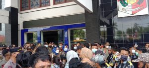 GMBI Minta Bupati Lampura Copot Kades Bringin 