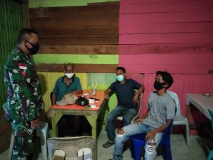 Koramil 1204-21/ Entikong Sosialisasi Prokes pada Masyarakat Binaan