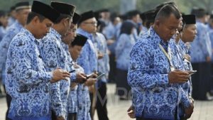 Kesal THR dan Gaji ke-13 Tanpa Tukin, PNS Tuntut Jokowi via Petisi Online