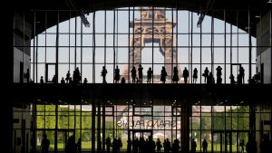 UE Rekomendasikan Negara Anggota Cabut Pembatasan Turis AS