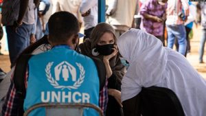 Angelina Jolie Kunjungi Kamp Pengungsi di Burkina Faso