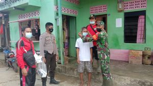 Tekan Penyebaran Covid-19 Babinsa Beduai Komsos Dengan Warga Desa Thang Raya