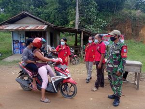 Pemantauan Pos PPKM Mikro dan Sosialisasi Himbauan 3 M.