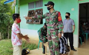 Babinsa Koramil 18/Nanga Mahap Terus Lakukan Sosialisasi Protokol Kesehatan
