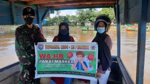 Koramil1204-19/Mukok selalu mengsosialisasikan kepada masryarakat tentang protokol kesehatan