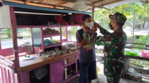 Zidam Kembali Bagikan Masker di Perumahan Siaga, Kubu Raya