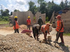 Zidam XII/Tpr Berpartisipasi Bangun Musala As Syifa di Dusun Mabak Molo, Bengkayang