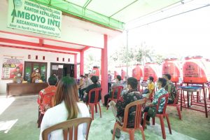 Bupati Landak Apresiasi Desa Amboyo Inti Berikan Tempat Cuci Tangan