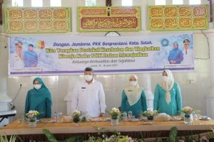 Wako Solok Buka Jambore PKK Berprestasi Tingkat Kota Solok Tahun 2021