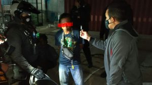 Kabur Saat Lihat Polisi, Dua Pemuda Bawa Sajam Diamankan Tim Raimas Polda Kalteng