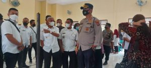 Bupati dan Kapolres Asahan Tinjau Pelaksanaan Vaksinasi Massal di Aek Songsongan