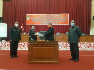 Tujuh Fraksi DPRD Sejutui LPJ APBD Landak Tahun Anggaran 2020