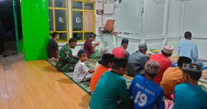 Zidam XII/Tpr Laksanakan Ibadah Bersama dengan Masyarakat di Temajuk