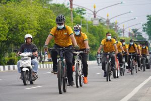 Kazidam Perintahkan Denzibang 2 Palangka Raya Edukasi Masyarakat Terapkan Prokes saat Olahraga