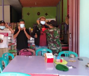 Babinsa Selalu Sosialisasi Himbauan 5 M Untuk Mematuhi Protokol Kesehatan